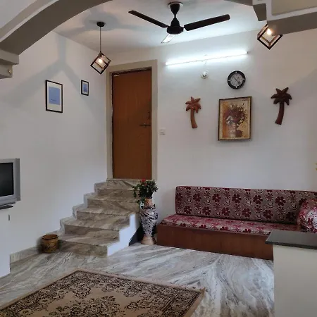 Rosean Homestay Self Service Apartments Candolim Exterior photo