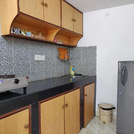 Rosean Homestay Self Service Apartments Candolim Exterior photo