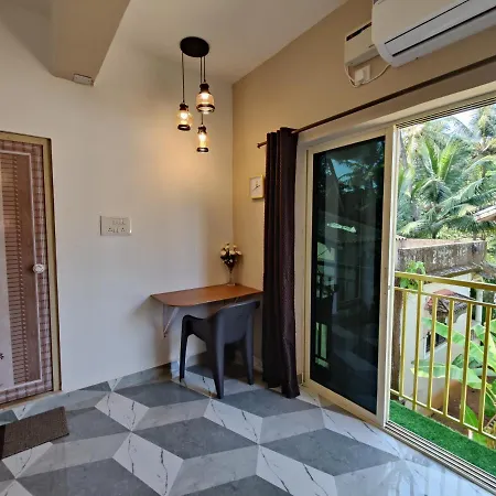 Rosean Homestay Self Service Apartments Candolim Exterior photo