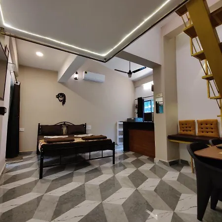 Rosean Homestay Self Service Apartments Candolim Exterior photo