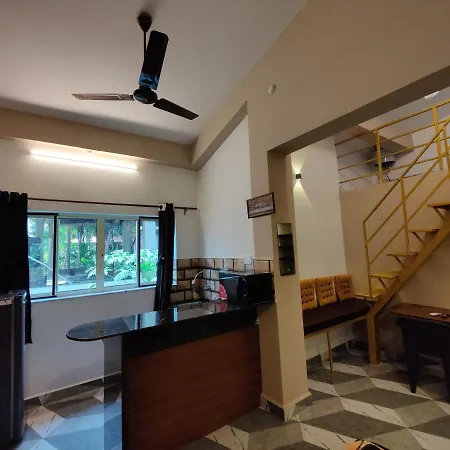 Rosean Homestay Self Service Apartments Candolim Exterior photo