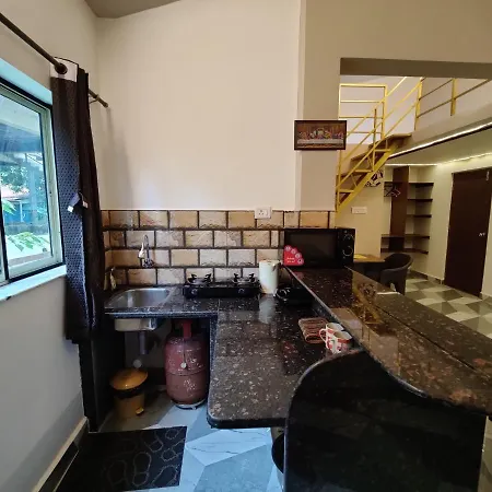 Rosean Homestay Self Service Apartments Candolim Exterior photo