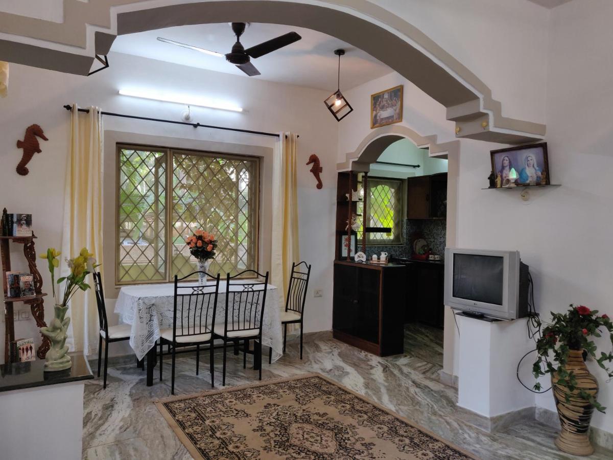 Rosean Self Service Candolim
