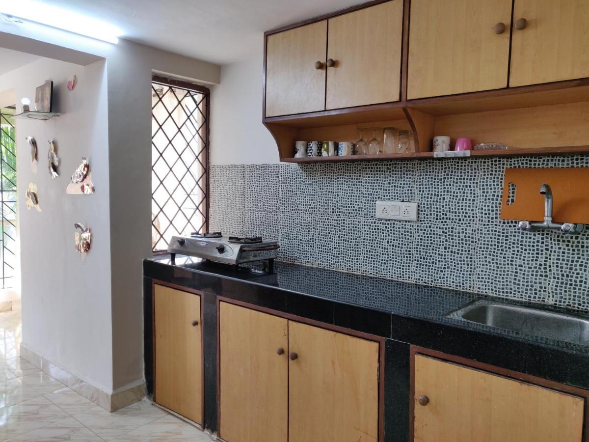 Rosean Self Service Apartment Candolim